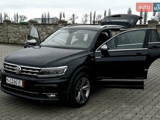 Черный Фольксваген Tiguan Allspace, объемом двигателя 2 л и пробегом 263 тыс. км за 31500 $, фото 96 на Automoto.ua