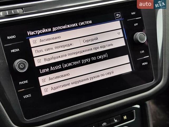 Черный Фольксваген Tiguan Allspace, объемом двигателя 2 л и пробегом 263 тыс. км за 31500 $, фото 67 на Automoto.ua