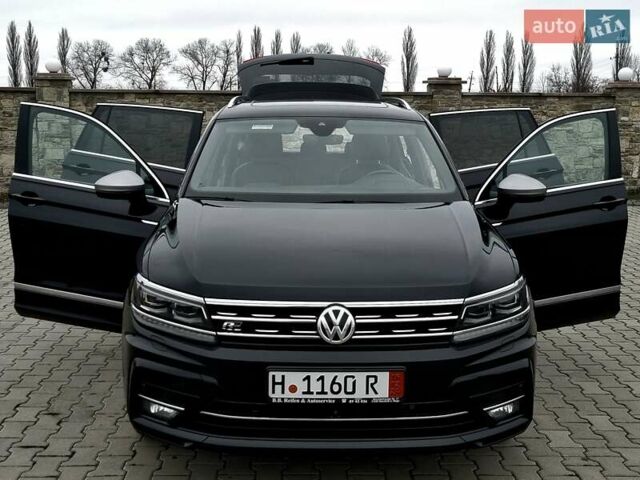 Черный Фольксваген Tiguan Allspace, объемом двигателя 2 л и пробегом 263 тыс. км за 31500 $, фото 94 на Automoto.ua