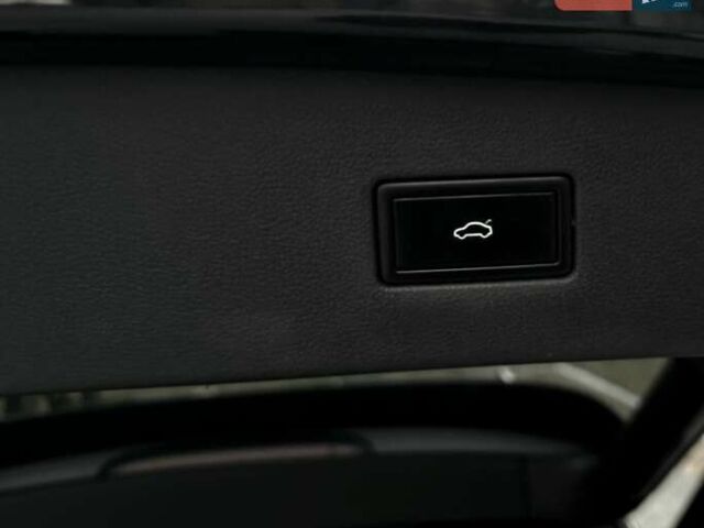 Черный Фольксваген Tiguan Allspace, объемом двигателя 2 л и пробегом 263 тыс. км за 31500 $, фото 34 на Automoto.ua
