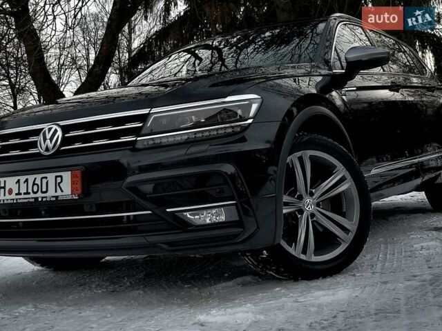 Черный Фольксваген Tiguan Allspace, объемом двигателя 2 л и пробегом 263 тыс. км за 31500 $, фото 116 на Automoto.ua