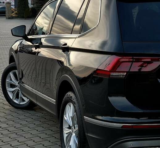 Чорний Фольксваген Tiguan Allspace, об'ємом двигуна 0 л та пробігом 214 тис. км за 30000 $, фото 39 на Automoto.ua