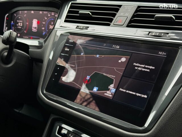 Черный Фольксваген Tiguan Allspace, объемом двигателя 2 л и пробегом 180 тыс. км за 30540 $, фото 24 на Automoto.ua