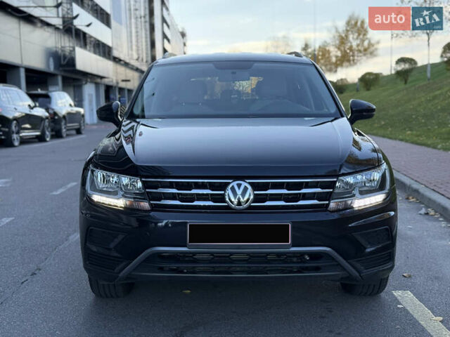 Черный Фольксваген Tiguan Allspace, объемом двигателя 2 л и пробегом 60 тыс. км за 19900 $, фото 8 на Automoto.ua