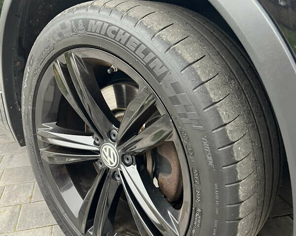 Черный Фольксваген Tiguan Allspace, объемом двигателя 2 л и пробегом 196 тыс. км за 30500 $, фото 27 на Automoto.ua