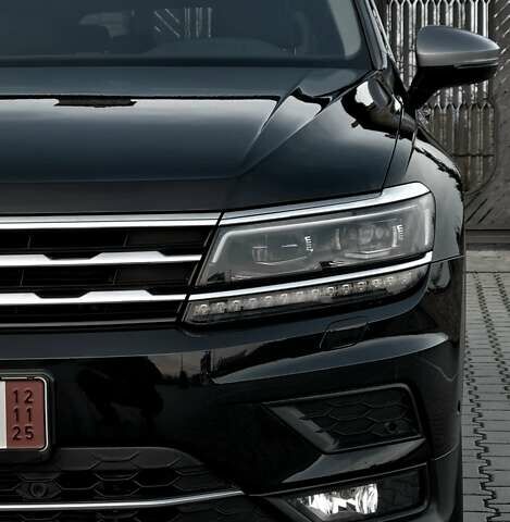 Чорний Фольксваген Tiguan Allspace, об'ємом двигуна 0 л та пробігом 214 тис. км за 30000 $, фото 36 на Automoto.ua