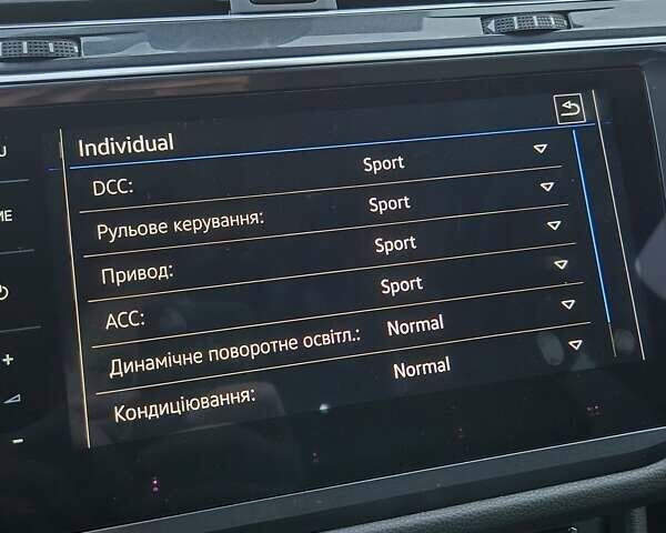 Черный Фольксваген Tiguan Allspace, объемом двигателя 0 л и пробегом 177 тыс. км за 32500 $, фото 58 на Automoto.ua