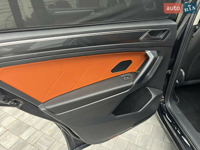 Черный Фольксваген Tiguan Allspace, объемом двигателя 2 л и пробегом 196 тыс. км за 30500 $, фото 54 на Automoto.ua