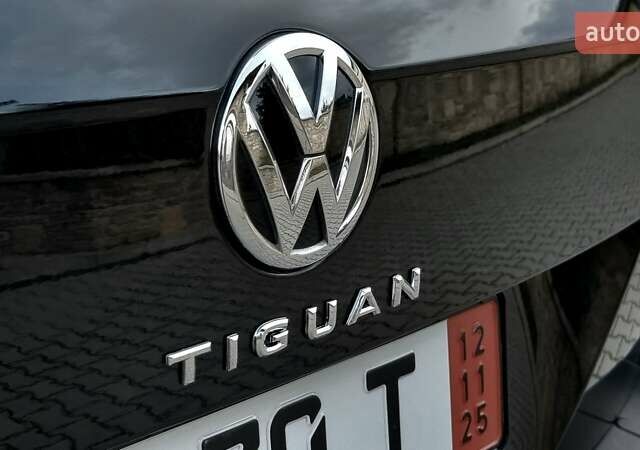 Чорний Фольксваген Tiguan Allspace, об'ємом двигуна 0 л та пробігом 214 тис. км за 30000 $, фото 57 на Automoto.ua
