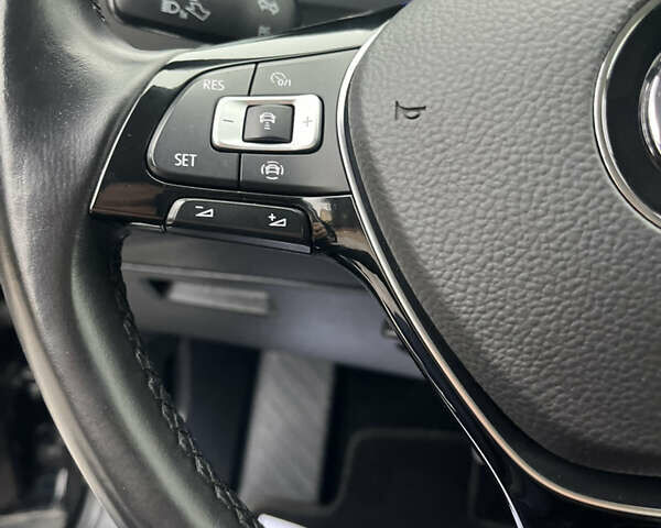 Черный Фольксваген Tiguan Allspace, объемом двигателя 2 л и пробегом 196 тыс. км за 30500 $, фото 46 на Automoto.ua