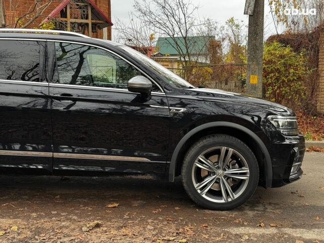 Черный Фольксваген Tiguan Allspace, объемом двигателя 2 л и пробегом 180 тыс. км за 30540 $, фото 3 на Automoto.ua