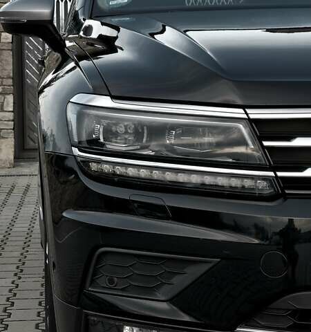 Чорний Фольксваген Tiguan Allspace, об'ємом двигуна 0 л та пробігом 214 тис. км за 30000 $, фото 35 на Automoto.ua