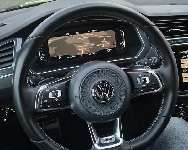 Черный Фольксваген Tiguan Allspace, объемом двигателя 0 л и пробегом 177 тыс. км за 32500 $, фото 52 на Automoto.ua