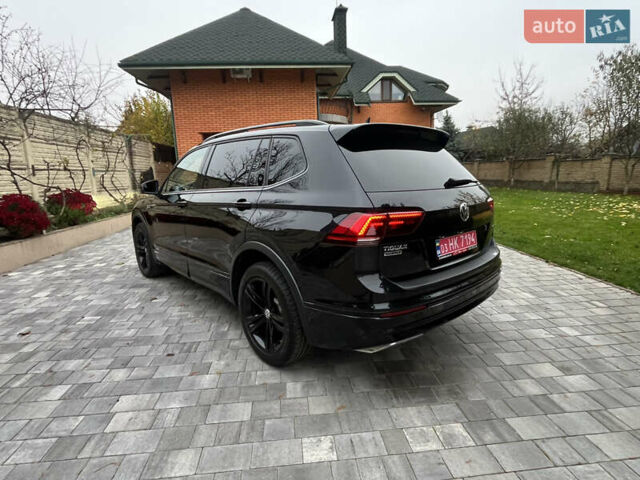 Черный Фольксваген Tiguan Allspace, объемом двигателя 2 л и пробегом 196 тыс. км за 30500 $, фото 12 на Automoto.ua