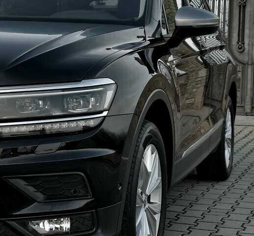 Чорний Фольксваген Tiguan Allspace, об'ємом двигуна 0 л та пробігом 214 тис. км за 30000 $, фото 31 на Automoto.ua