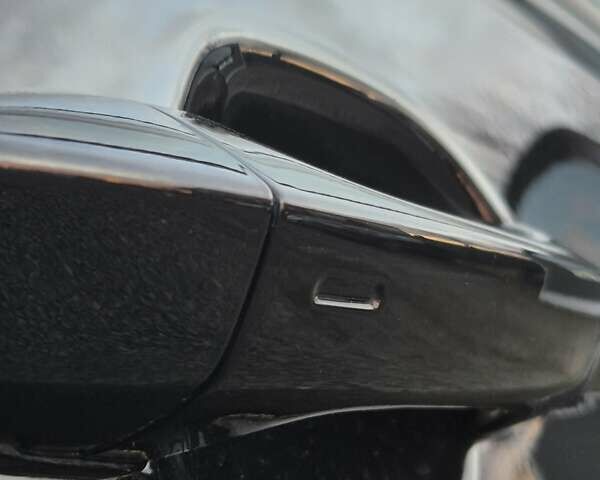 Черный Фольксваген Tiguan Allspace, объемом двигателя 0 л и пробегом 177 тыс. км за 32500 $, фото 19 на Automoto.ua