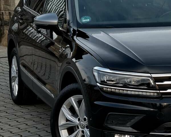 Чорний Фольксваген Tiguan Allspace, об'ємом двигуна 0 л та пробігом 214 тис. км за 30000 $, фото 27 на Automoto.ua