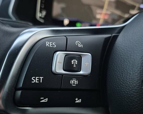 Черный Фольксваген Tiguan Allspace, объемом двигателя 0 л и пробегом 177 тыс. км за 32500 $, фото 54 на Automoto.ua