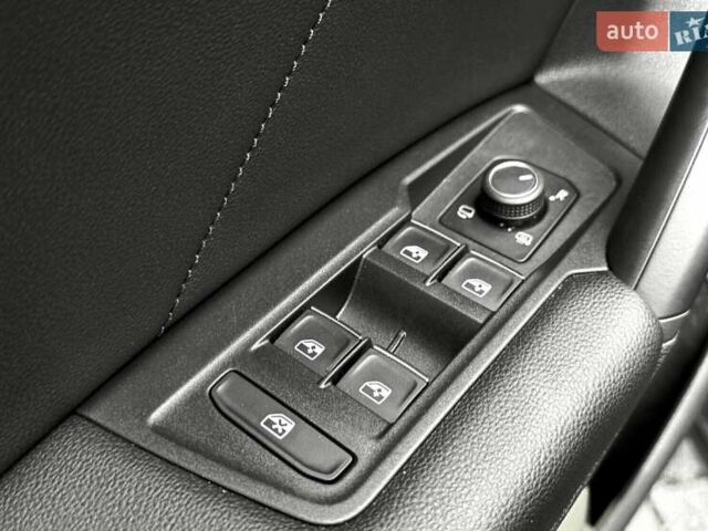 Чорний Фольксваген Tiguan Allspace, об'ємом двигуна 0 л та пробігом 214 тис. км за 30000 $, фото 100 на Automoto.ua