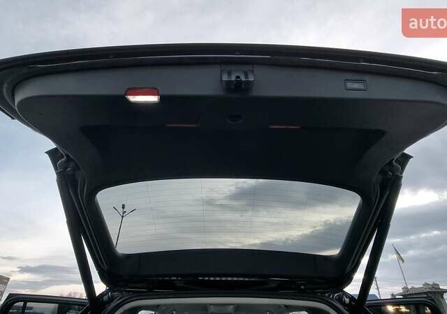 Чорний Фольксваген Tiguan Allspace, об'ємом двигуна 0 л та пробігом 214 тис. км за 30000 $, фото 67 на Automoto.ua