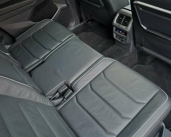 Черный Фольксваген Tiguan Allspace, объемом двигателя 0 л и пробегом 177 тыс. км за 32500 $, фото 33 на Automoto.ua