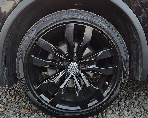 Черный Фольксваген Tiguan Allspace, объемом двигателя 0 л и пробегом 177 тыс. км за 32500 $, фото 8 на Automoto.ua