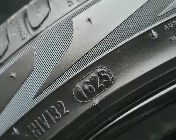 Черный Фольксваген Tiguan Allspace, объемом двигателя 0 л и пробегом 177 тыс. км за 32500 $, фото 12 на Automoto.ua