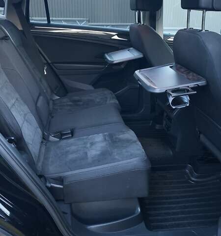 Черный Фольксваген Tiguan Allspace, объемом двигателя 1.97 л и пробегом 204 тыс. км за 28400 $, фото 14 на Automoto.ua
