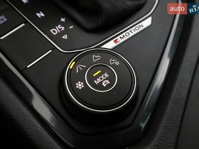 Чорний Фольксваген Tiguan Allspace, об'ємом двигуна 0 л та пробігом 214 тис. км за 30000 $, фото 126 на Automoto.ua