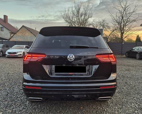 Черный Фольксваген Tiguan Allspace, объемом двигателя 0 л и пробегом 177 тыс. км за 32500 $, фото 5 на Automoto.ua