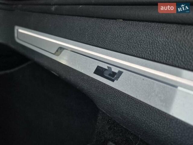 Черный Фольксваген Tiguan Allspace, объемом двигателя 0 л и пробегом 177 тыс. км за 32500 $, фото 41 на Automoto.ua