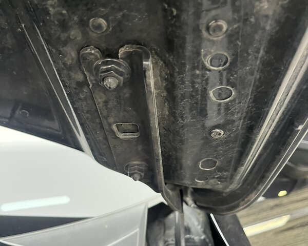 Черный Фольксваген Tiguan Allspace, объемом двигателя 2 л и пробегом 196 тыс. км за 30500 $, фото 70 на Automoto.ua