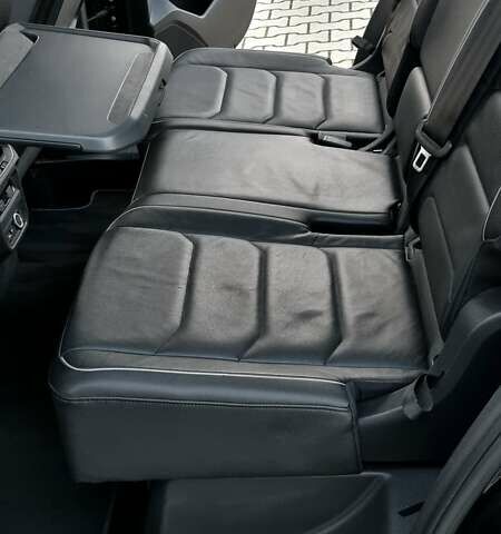 Чорний Фольксваген Tiguan Allspace, об'ємом двигуна 0 л та пробігом 214 тис. км за 30000 $, фото 139 на Automoto.ua