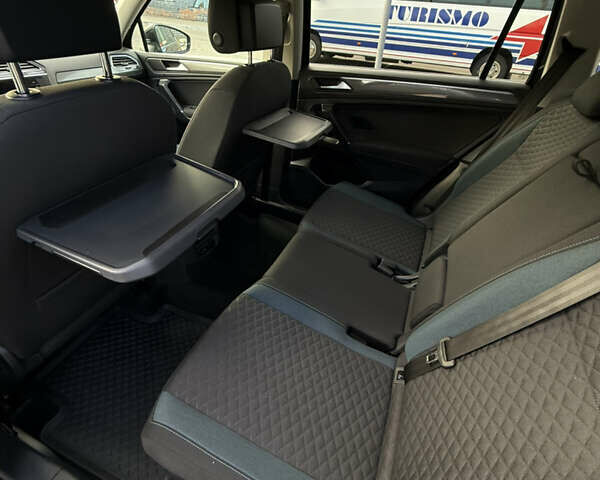 Фольксваген Tiguan Allspace 2020 в Луцке на Automoto.ua Черный Фольксваген Tiguan Allspace, объемом двигателя 2 л и пробегом 197 тыс. км за 29499 $, фото 29 на Automoto.ua