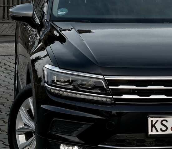 Чорний Фольксваген Tiguan Allspace, об'ємом двигуна 0 л та пробігом 214 тис. км за 30000 $, фото 32 на Automoto.ua
