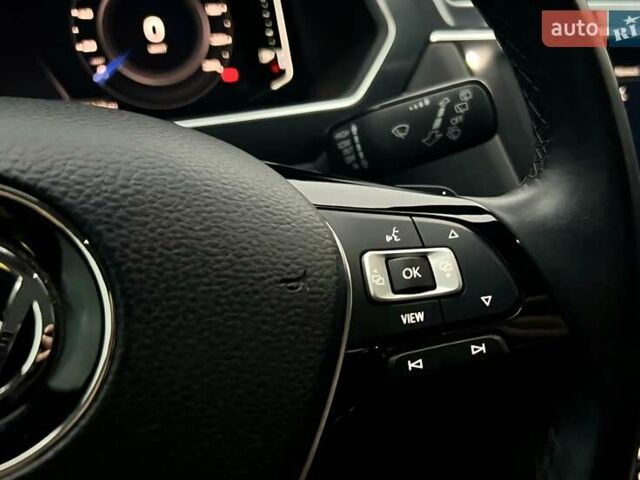 Чорний Фольксваген Tiguan Allspace, об'ємом двигуна 0 л та пробігом 214 тис. км за 30000 $, фото 93 на Automoto.ua