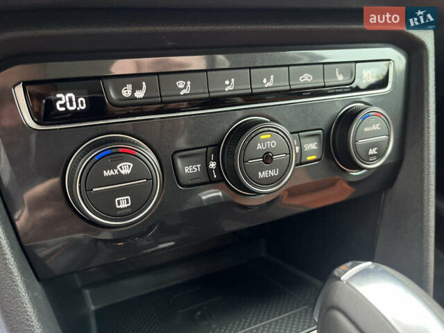 Черный Фольксваген Tiguan Allspace, объемом двигателя 2 л и пробегом 196 тыс. км за 30500 $, фото 41 на Automoto.ua