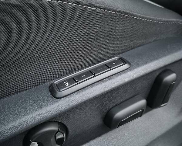 Черный Фольксваген Tiguan Allspace, объемом двигателя 0 л и пробегом 177 тыс. км за 32500 $, фото 47 на Automoto.ua