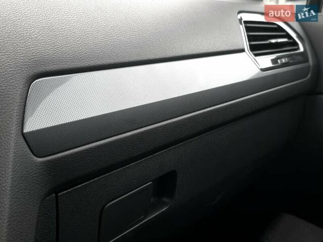 Чорний Фольксваген Tiguan Allspace, об'ємом двигуна 0 л та пробігом 214 тис. км за 30000 $, фото 130 на Automoto.ua