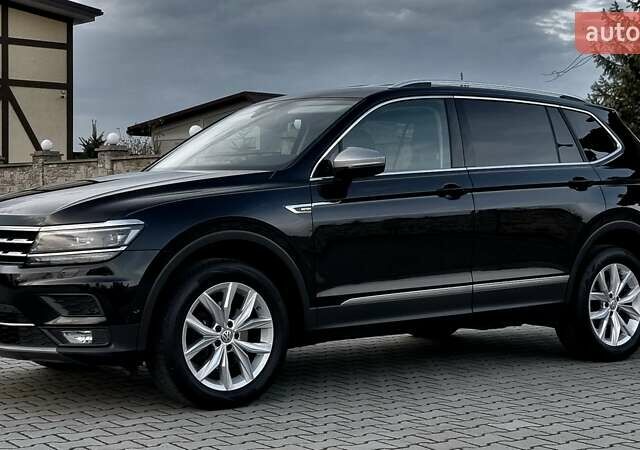 Чорний Фольксваген Tiguan Allspace, об'ємом двигуна 0 л та пробігом 214 тис. км за 30000 $, фото 16 на Automoto.ua