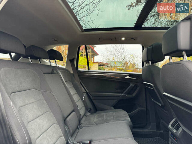 Черный Фольксваген Tiguan Allspace, объемом двигателя 2 л и пробегом 180 тыс. км за 30540 $, фото 15 на Automoto.ua