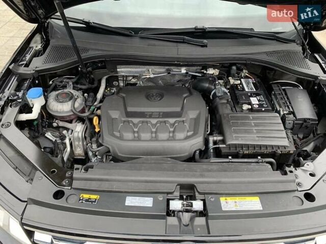 Чорний Фольксваген Tiguan Allspace, об'ємом двигуна 2 л та пробігом 46 тис. км за 22000 $, фото 17 на Automoto.ua