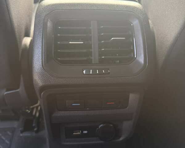 Фольксваген Tiguan Allspace 2020 в Луцке на Automoto.ua Черный Фольксваген Tiguan Allspace, объемом двигателя 2 л и пробегом 197 тыс. км за 29499 $, фото 27 на Automoto.ua