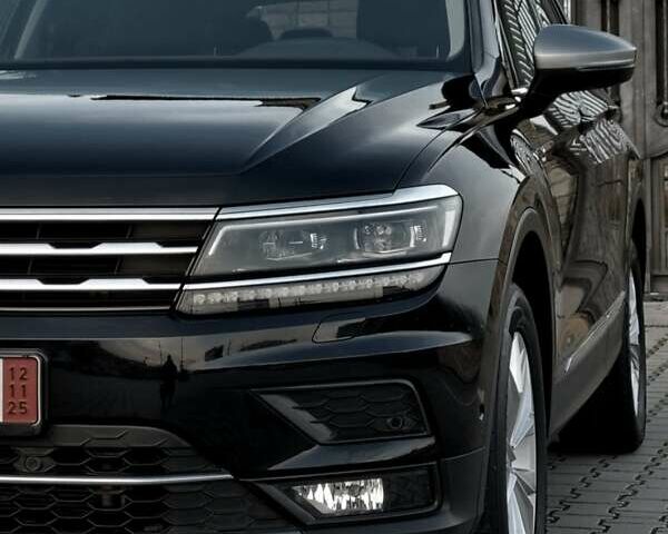 Чорний Фольксваген Tiguan Allspace, об'ємом двигуна 0 л та пробігом 214 тис. км за 30000 $, фото 33 на Automoto.ua