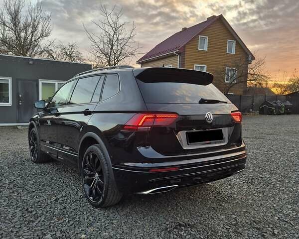 Черный Фольксваген Tiguan Allspace, объемом двигателя 0 л и пробегом 177 тыс. км за 32500 $, фото 6 на Automoto.ua
