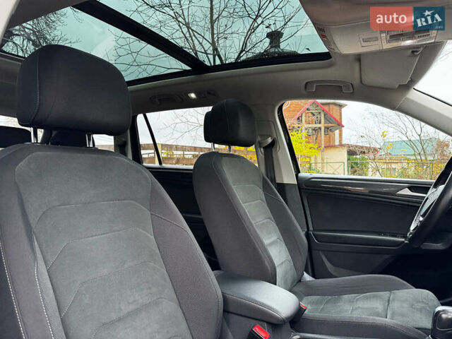 Черный Фольксваген Tiguan Allspace, объемом двигателя 2 л и пробегом 180 тыс. км за 30540 $, фото 19 на Automoto.ua