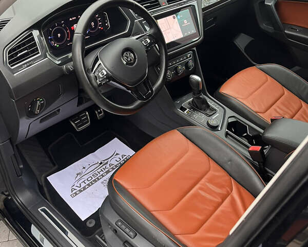 Черный Фольксваген Tiguan Allspace, объемом двигателя 2 л и пробегом 196 тыс. км за 30500 $, фото 32 на Automoto.ua