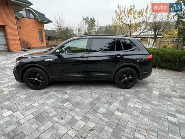Черный Фольксваген Tiguan Allspace, объемом двигателя 2 л и пробегом 196 тыс. км за 30500 $, фото 10 на Automoto.ua