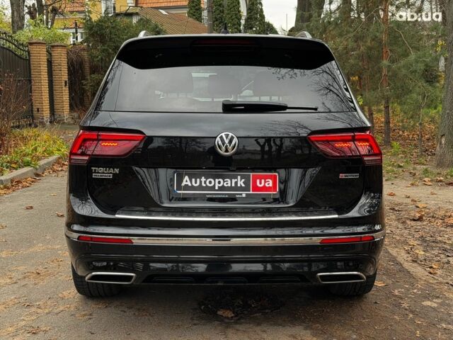 Черный Фольксваген Tiguan Allspace, объемом двигателя 2 л и пробегом 180 тыс. км за 30540 $, фото 7 на Automoto.ua
