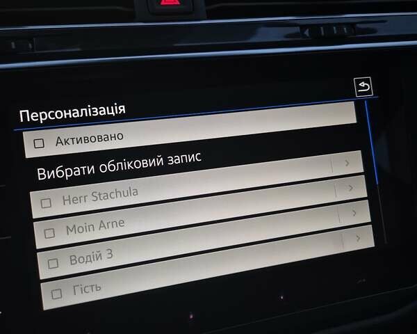 Черный Фольксваген Tiguan Allspace, объемом двигателя 0 л и пробегом 177 тыс. км за 32500 $, фото 75 на Automoto.ua